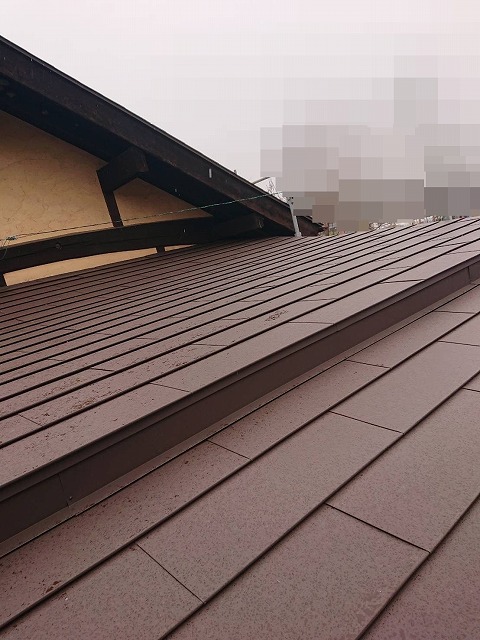 北杜市　屋根カバー工事